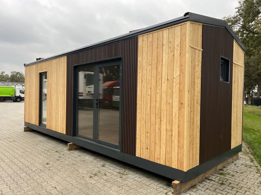 Casa Móvel 20 Pés x 8 Pés - Totalmente Acabada, Interior e Exterior em Madeira Tratada, Pronta a Usar