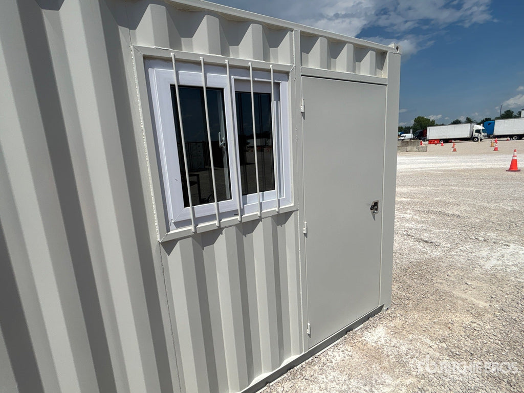 Contentor de 10 Pés com Porta Simples e Janela Isolada - Ideal para Armazenamento Seguro e Confortável