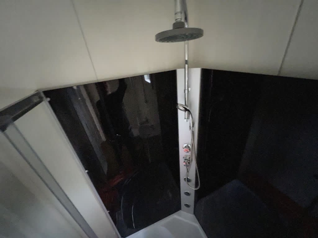 Casa Móvel 20 Pés x 8 Pés - Totalmente Acabada, Interior e Exterior em Madeira Tratada, Pronta a Usar