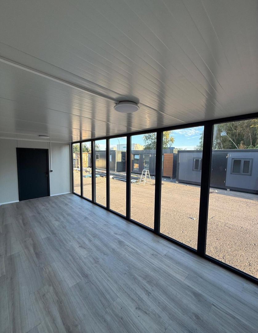 Escritório móvel climatizado – 20 x 8 pés – Acabamentos completos – Pronto a usar