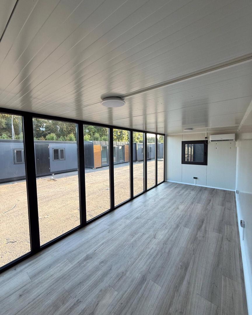 Escritório móvel climatizado – 20 x 8 pés – Acabamentos completos – Pronto a usar