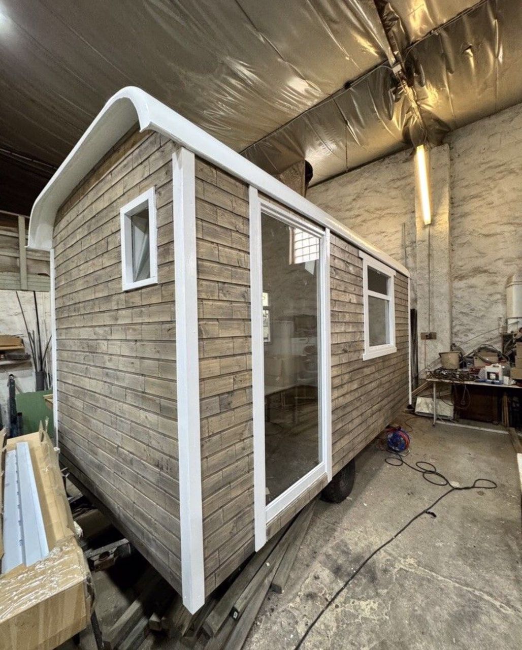 Casa móvel clássica 4 estações – 40 x 10 pés – Totalmente acabada – Pronta a habitar