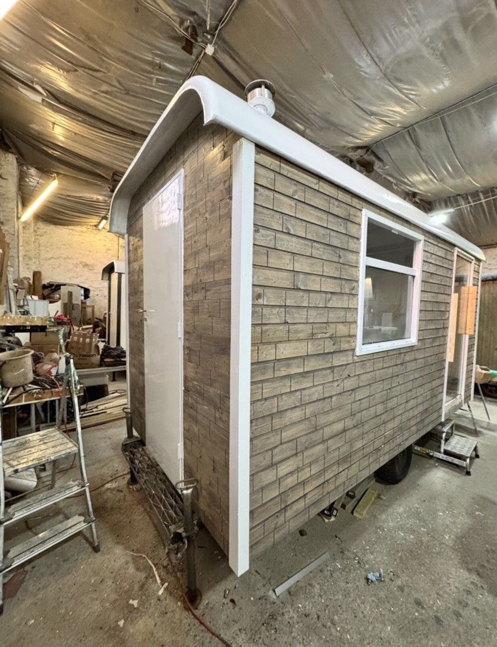 Casa móvel clássica 4 estações – 40 x 10 pés – Totalmente acabada – Pronta a habitar